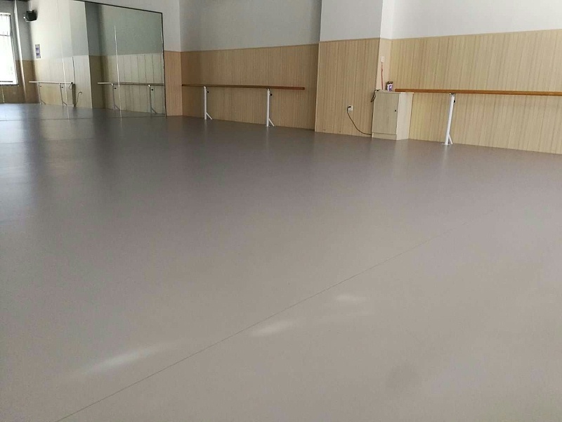 姜堰區諾貝爾藝術學校舞蹈房運動地板鋪設效果圖7